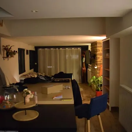 Apartment Suspendu Entre Vieille Et Campagne Avranches