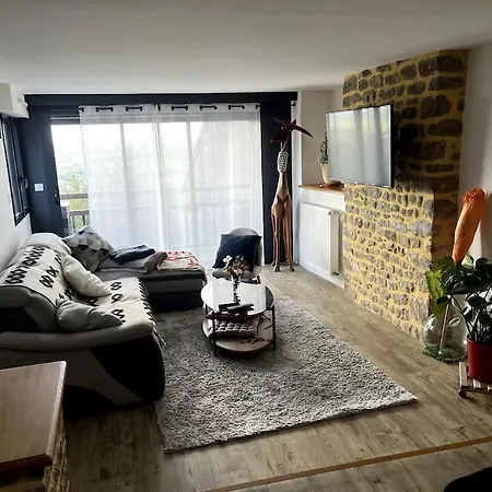 Apartment Suspendu Entre Vieille Et Campagne